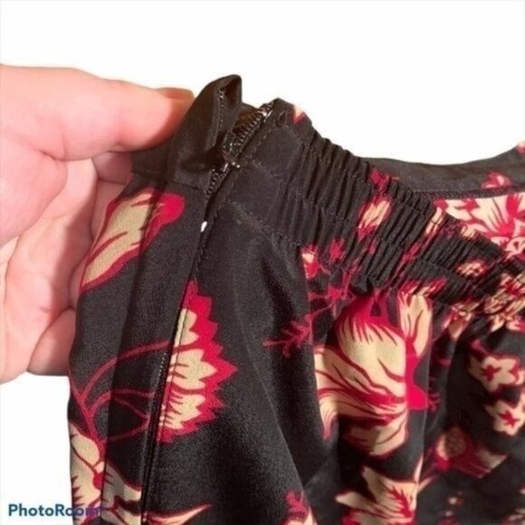 Sag Harbor Skirt Set Red Black Floral Midi Skirt - Picture 9 of 9